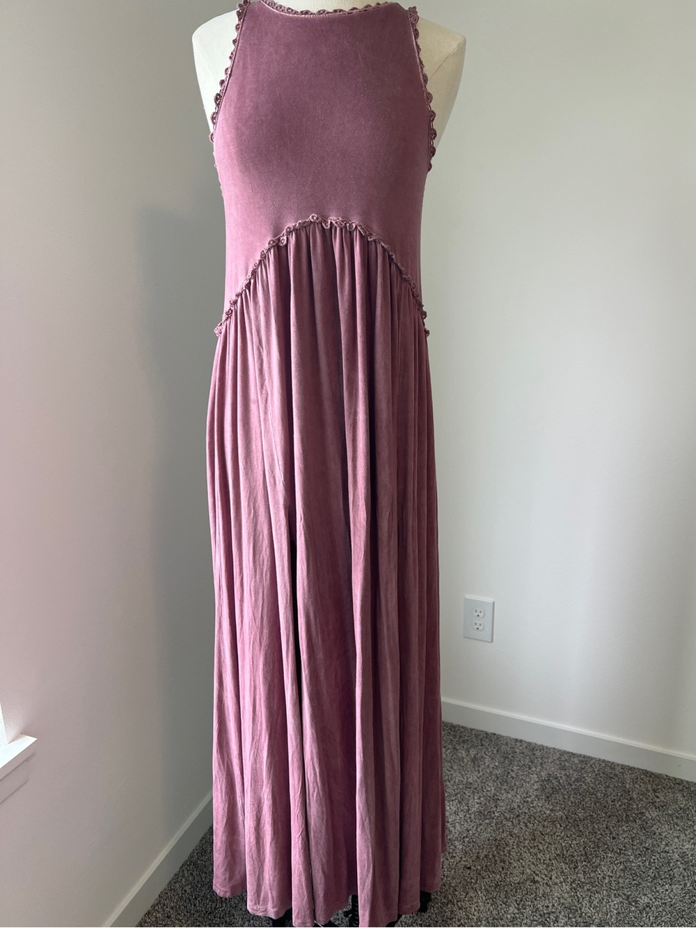 Impressions Mauve Maxi Dress - Small Gorgeous